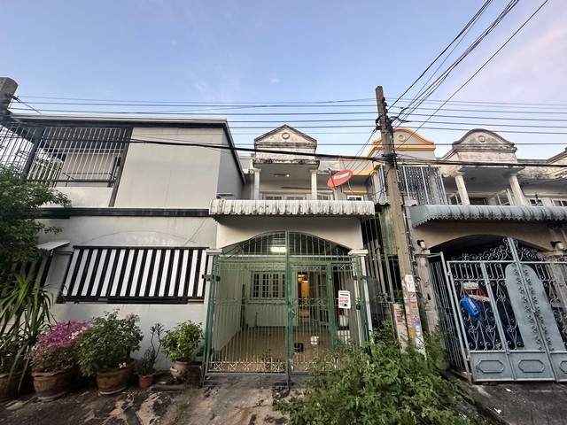 หมู่บ้านบางใหญ่ซิตี้ ทาวน์เฮาส์บางใหญ่ซิตี้ ทำเลดีใกล้เซ็นทรัลเวสต์เกต