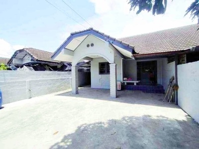 ถนนบางกรวย ไทรน้อย 100 ม. ถนนราชพฤกษ์ 3 กม. เซ็นทรัลเกตเกต 3 กม