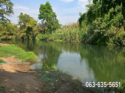 ขายที่สวยติดถนนเลียบแม่น้ำนครนายก ต.สาริกา อ.เมืองนครนายก
