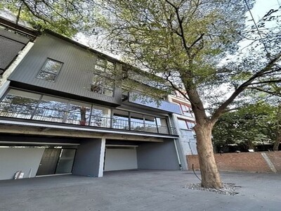 ให้เช่าโฮมออฟฟิศ 3.5ชั้น  ซอยรัชดา 32และลาดพร้าว35 ใกล้ MRT ลาดพร