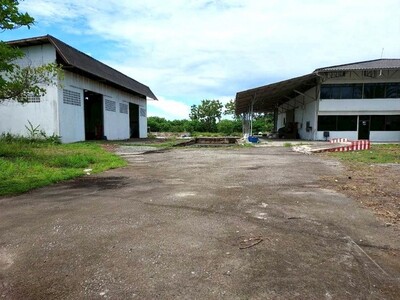 ให้เช่าโกดังบางละมุงชลบุรี ที่ดินขนาด 6-2-0 ไร่ 