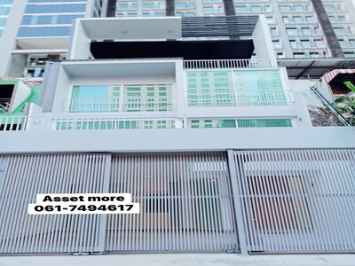  ให้เช่าTownhouse  4 ชั้น  บ้านสวยปรับปรุงใหม่ 