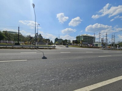 ขายที่เปล่าติดถนนสุขุมวิท หน้ากว้างติดถนนสุขุมวิทมุ่งหน้าไปตราด 