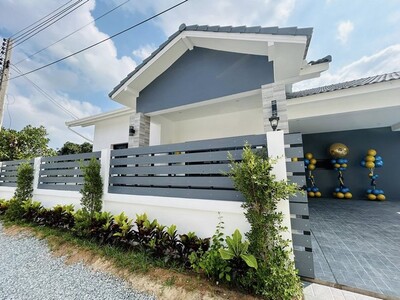 บ้านเดี่ยวชั้นเดียว ใกล้ห้างสรรพสินค้า ใกล้ตลาด โรงเรียน ร้านอาหา