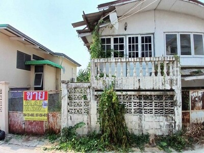 ขายที่ดินสวย พร้อมสิ่งปลูกสร้าง 45 วา  70,000 บาท/วา จรัญสนิทวงศ์