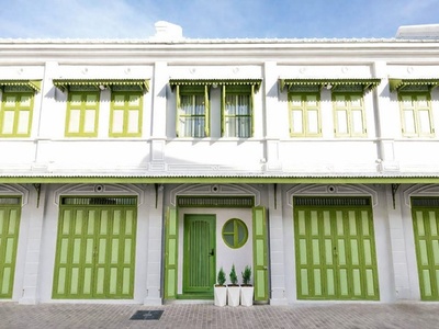 ปล่อยต่อ 2น้ำ 180ตร. ทำ Airbnb เยาวราช 2นอน  อาคารพาณิชย์ 2.5ชั้น