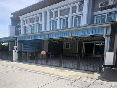  3 ห้องนอน แอร์ครบทุกห้อง 3 ห้องน้ำ  Golden Neo Sukumvit Lasalle 