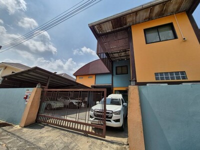 ขายโกดัง อาคารสำนักงาน เมืองปทุมธานี จังหวัดปทุมธานี