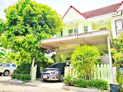 ให้เช่าบ้านมุมหลังใหญ่ 2 ชันMRT วัชรพล 2.7 กม.  ตลาดถนอมมิตร 2 กม