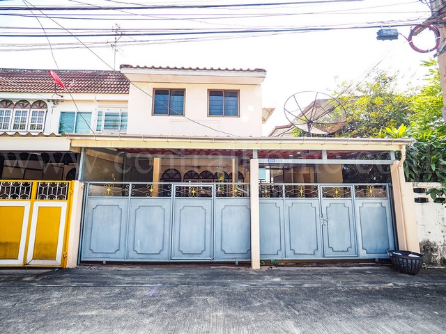 R1 ทาวน์เฮ้าส์ สะพาน 99 ประชาชื่น ใกล้โรงเรียนอนุบาลแสงโสม