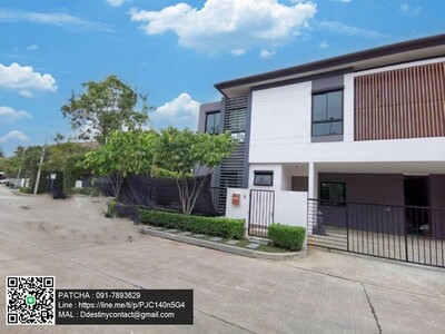 ขายบ้านเดี่ยวหลังหัวมุม พื้นที่ใหญ่ร่มรื่น พร้อมตกแต่งใหม่  