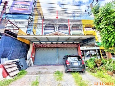 ขายอาคารพาณิชย์ 3 ชั้น 2 คูหา  ต.บ้านสวน อ.เมืองชลบุรี จ.ชลบุรี