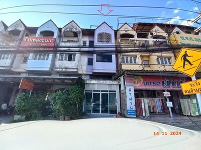 ขายอาคารพาณิชย์ บ่อวินเมืองทอง  ศรีราชา ชลบุรี