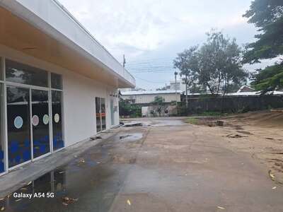 ให้เช่าที่ดินเปล่า200 ตรว.​ พร้อมอาคาร แถวเลียบทางด่วนรามอินทรา  