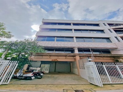 ให้เช่าโฮมออฟฟิศ 5ชั้น 2 คูหา ย่านถนนลาดพร้าว ใกล้แยกรัชดา-ลาดพร้