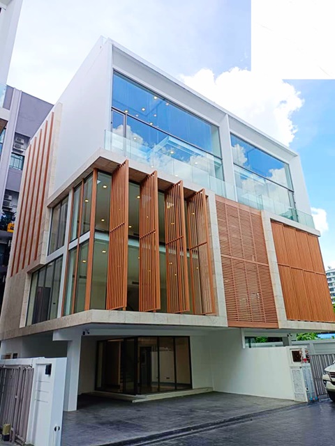 รัชดา 30-36 Central ลิฟต์ส่วนตัว ลาดพร้าว พระราม9 ให้เช่า โฮมออฟฟิศหรู 5 ชั้น 46 ตรว. 725 ตรม.
