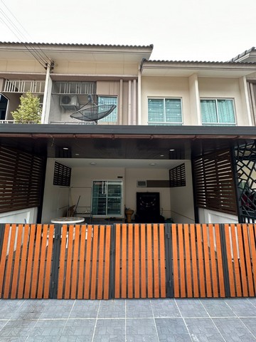 ขายทาวน์โฮม  :          ธนาซิโอ รัตนาธิเบศร์ นนทบุรี