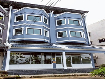 ถ.เฉลิมพระเกียรติร.9 29-38 4 ชั้น ไม่เคยอยู่! MRT  2คูหา 577ตร.ม.