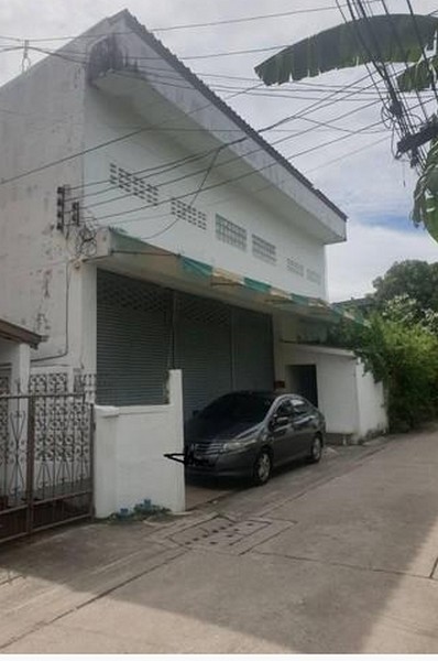 ให้เช่าอาคาร3 ชั้น  ลาดพร้าว 106 ตัวอาคารผ่านการขอ อย แล้ว เหมาะธุรกิจอาหารเสริม สุขภาพ