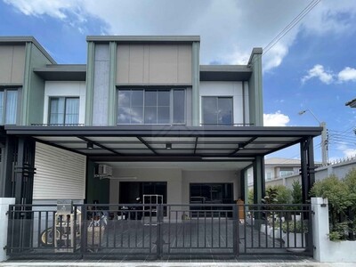 ขายทาวน์โฮม 2 ชั้น 25.9 ตร.วา เวิร์ฟ สายไหม-พหลโยธิน แปลงมุมพร้อม