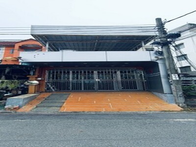 ขาย ทาวน์เฮ้าส์ 3ชั้น นิลุบลวิลล์ หลังมุม 144 ตรม.ตรงข้ามบิ๊กซีบา