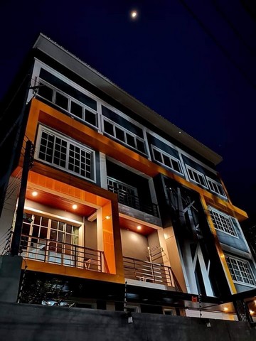 ขายโฮมออฟฟิศ 4 ชั้นแปลงมุม สไตล์ โมเดิร์น 635 ตรม. แจ้งวัฒนะ ตรงข้ามเมืองทองธานี หลังไทวัสดุ ติดทางด่วนศรีรัช ใกล้สถานีรถไฟฟ้าสีชมพู