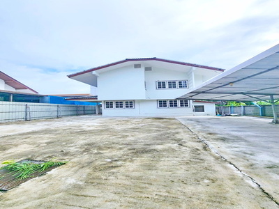 ลาดพร้าว 38-48 MRT พื้นที่เท่ากับบ้านเดี่ยว 3หลัง 6นอน 151ตร.วา.  ลาดพร้าว 38-48 MRT พื้นที่เท่ากับบ้านเดี่ยว 3หลัง 6นอน 151ตร.วา.