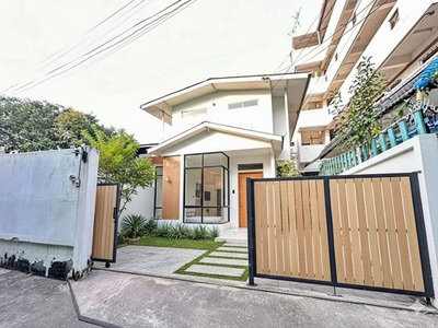 ตลาดอุดมสุข 300 ม.รร.นานาชาติเบิร์คลีย์  3 นอน  ทางด่วนสุขุมวิท6 ตลาดอุดมสุข 300 ม.รร.นานาชาติเบิร์คลีย์  3 นอน  ทางด่วนสุขุมวิท6