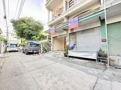  ขายตึกแถว 3ชั้น 16.9ตรว.ซอยกรุงเทพ-นนทบุรี 56 บางซื่อ