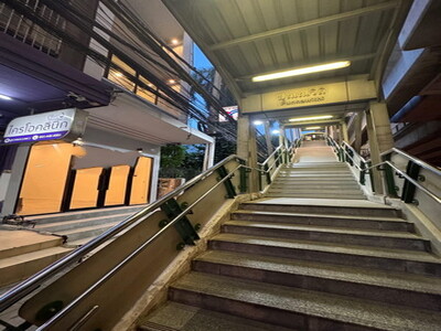 อาคารพาณิชย์ติดBTSปุณณวิถี450ตร.ม.ให้เช่า