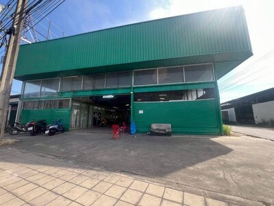  1 ไร่ 714 ตารางเมตรพร้อมออฟฟิศ และลานจอดรถขนาดใหญ่  เสรีไทย ซอย 