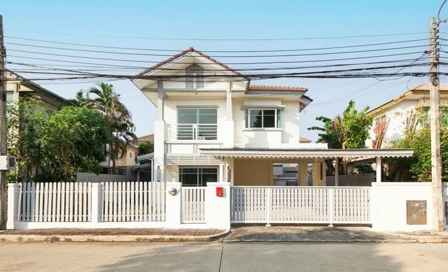ขายบ้าน สราญสิริ ราชพฤกษ์-แจ้งวัฒนะ สวยพร้อมอยู่  ทำเลราชพฤกษ์ ใกล้รถไฟฟ้าสายสีม่วง , เมืองทองธานี , โรบินสัน ราชพฤกษ์ , เซ็นทรัลเวสต์เกต  