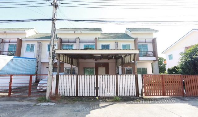 ขายทาวน์เฮ้าส์โคางการ บ้านสิรภัทร 4 เมืองนนทบุรี นนทบุรี PKK03-00630