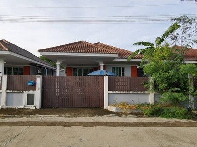 ขายบ้านแฝด  หมู่บ้านรติรัตน์ ซอย วัดมะสง ถนน บ้านกล้วย-ไทรน้อย นน