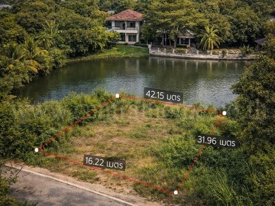 ที่ดินเปล่า ถมแล้ว 105.2 ตร.วา หมู่บ้าน การ์เด้นลากูน่า ติดทะเลสา