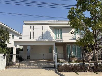  ให้เช่าบ้านเดี่ยว2ชั้น 4 ห้องนอน สีวลี บางนา กม.13 ซอยวัดหลวงพ่อ