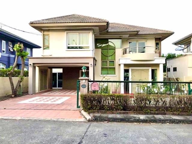 BIG C HOME PRO LOTUSบ้านเดี่ยววิวติดทะเลสาบใหญ่ให้เช่า 4นอน MRT มีนบุรี 4.5 กม. คุ้มเกล้า  3น้ำ 2ชั้น 110 ตร.ว. 280 ตร.ม. 100 ไร่ 