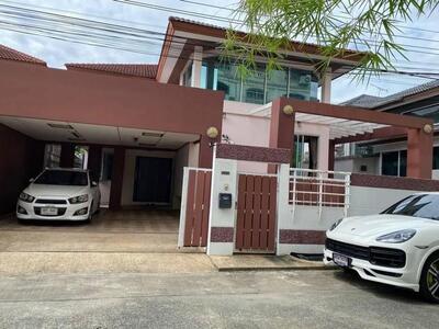 ให้เช่าบ้านเดี่ยว 2 ชั้น หมู่บ้านอารีน่า การ์เดนท์ ซ.อ่อนนุช 44