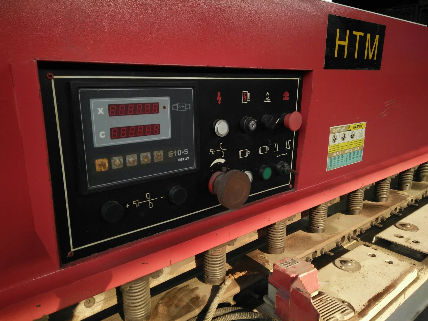 ขายเครื่อง Shearing Machine ตัดเหล็ก ราคาพิเศษสุดๆ รับประกันการใช้งาน	