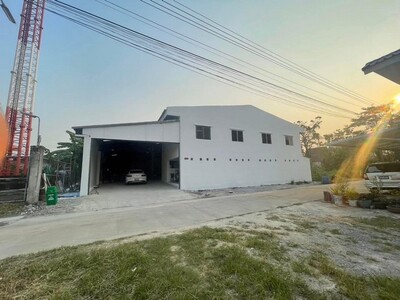 ขายโกดังรีโนเวทใหม่ลำลูกกาคลอง 3  สภาพพร้อมใช้งาน เหมาะทำออนไลน์
