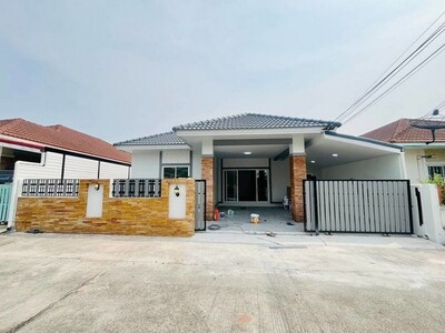 ขายบ้านเดียว ศรีราชา บ้านสวยราคาดี รีโนเวทใหม่