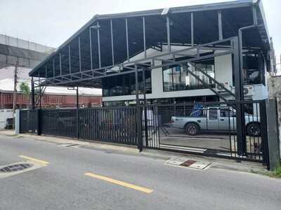 ให้เช่าอาคาร 2 ชั้น ที่ดิน 100 ตารางวา 520 ตารางเมตร ใกล้ Mrt สุท