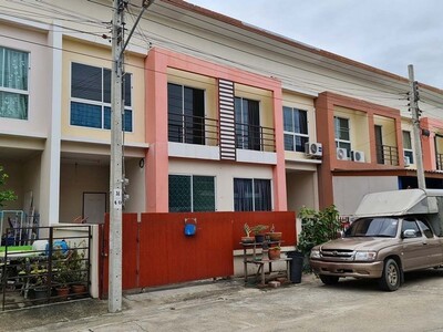 ขาย ทาวน์เฮ้าส์ เพ็ญศิริ 4 หนองจอก