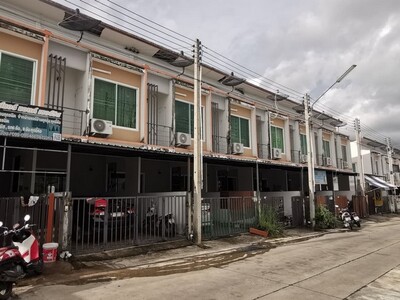 ขาย ทาวน์เฮ้าส์ สมาร์ทแลนด์ นิวสไตล์ 2 ศรีราชา