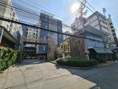 ขาย คอนโด เดอะ โมนาเวล คอนโด เพชรเกษม 