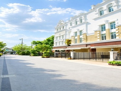 ทาวน์โฮมหรู 4 ชั้นฟังก์ชันครบ 3 นอน 4 น้ำ 20 ตร.ว. โลตัส วชิรธรรม