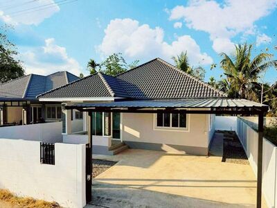 ราคา 2.3 ล้าน บ้านเดี่ยวสร้างใหม่ สันทราย ทำเลดี พร้อมเข้าอยู่