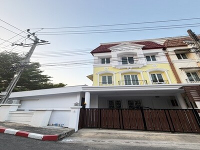  ให้เช่าทาวน์โฮม 3ชั้น Urban Sathorn ถนนราชพฤกษ์ ใกล้ BTS บางหว้า