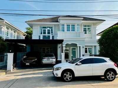 หมู่บ้านอนันดา สปอร์ต ไลฟ์  4 ห้องนอน  3 ห้องน้ำ