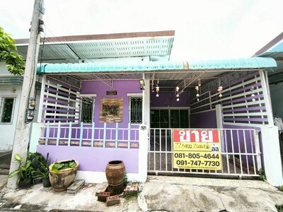 ขายทาวเฮาส์ชั้นเดียว 22.5 ตร.วา  หมู่บ้านสวนท่าทราย  สวนส้ม-พระรา